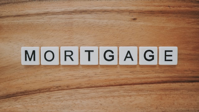 How do Private Mortgage Transactions Differ on Transactions?